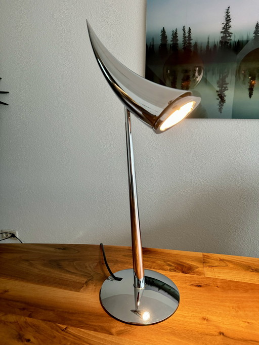 Philippe Starck Flos Ara lamp