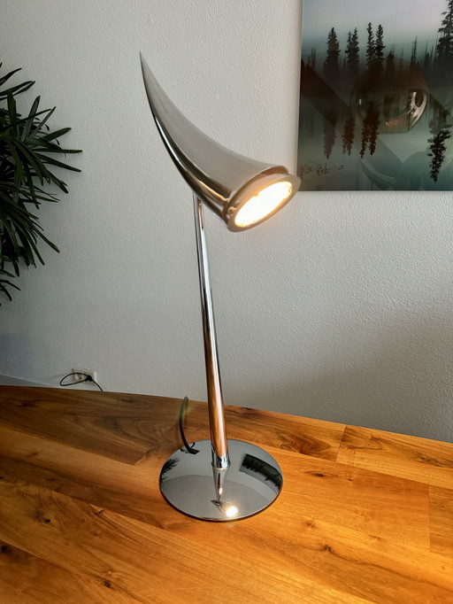 Philippe Starck Flos Ara lamp