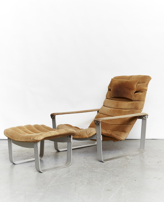 Image 1 of Ilmari Lappalainen Lounge Chair & Ottoman “Pulkka” voor ASKO