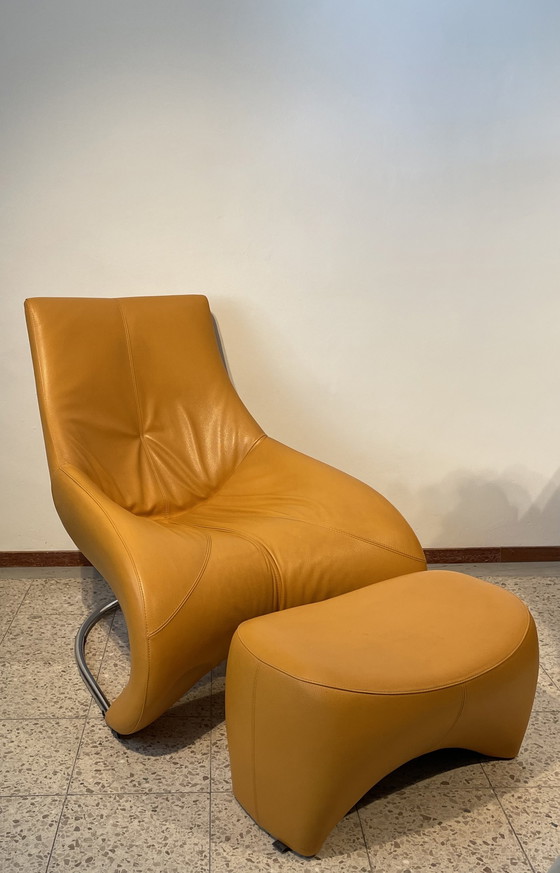 Image 1 of Leolux Darius fauteuil met hocker