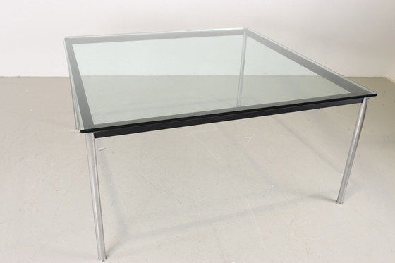 Image 1 of Cassina LC 10-p eettafel le Corbusier