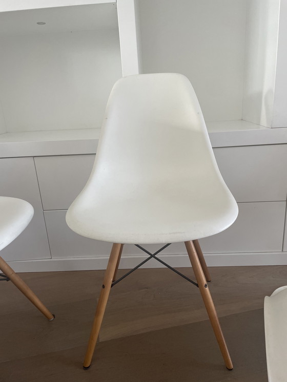 Image 1 of 4x Vitra Eames Plastic Chair