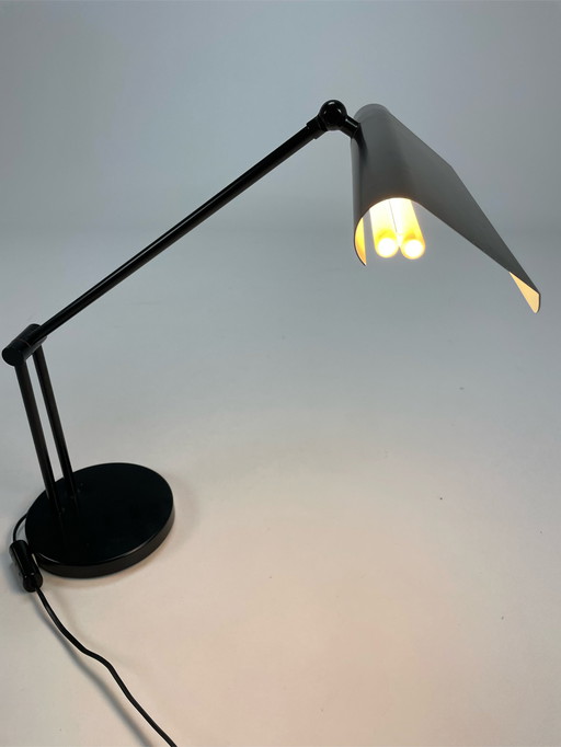 Design bureau lamp