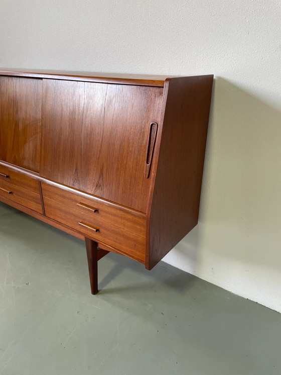 Image 1 of Deens dressoir highboard