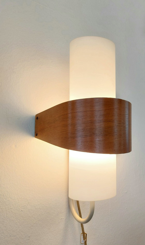 Image 1 of Louis Kalff Philips wandlamp