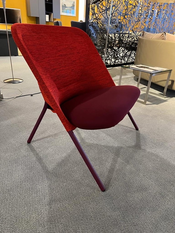 Image 1 of Moooi Shift Lounge Chair Rood