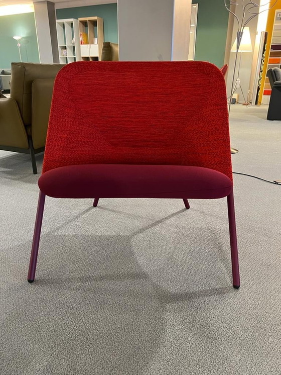 Image 1 of Moooi Shift Lounge Chair Rood