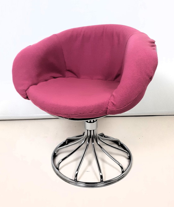 Image 1 of 2x Vintage Swivel chair