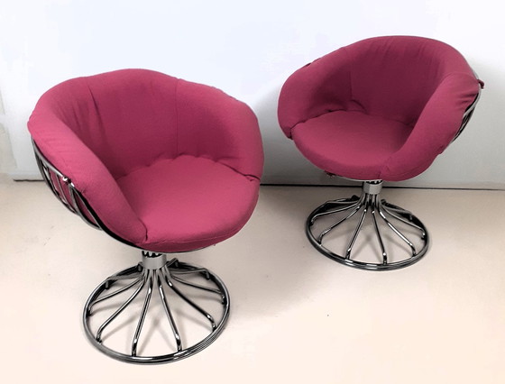 Image 1 of 2x Vintage Swivel chair