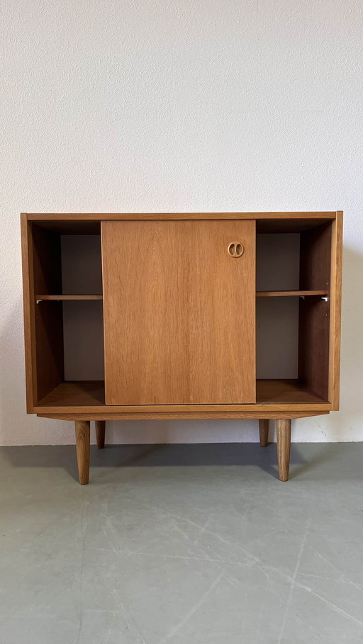 Vintage eiken kastje schuifdeurtjes