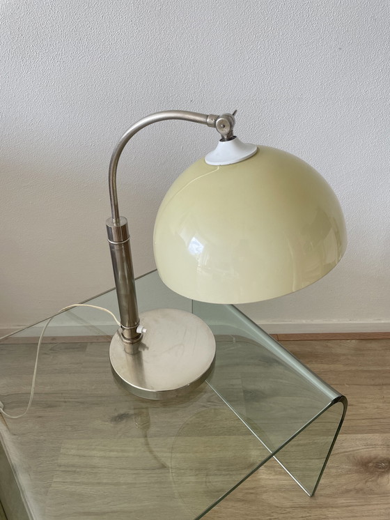 Image 1 of Vintage Bureaulamp opaline