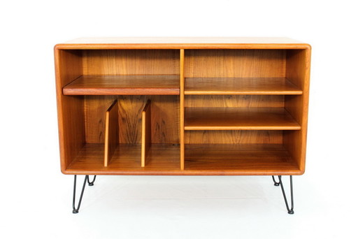 Dyrlund Deens Mid-Century Teak Media / Phono Dressoir met uitschuifbare plank