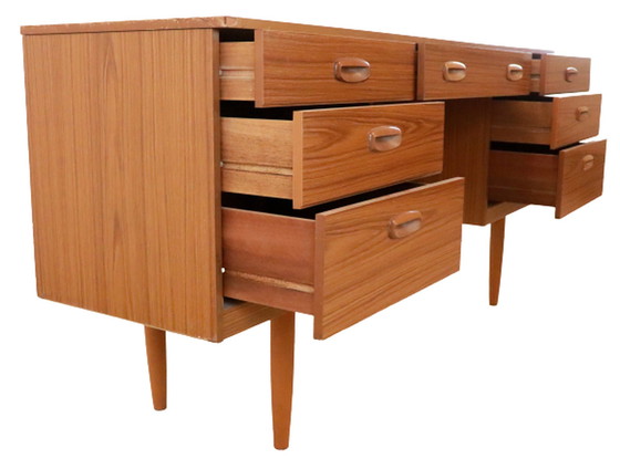 Image 1 of Vintage Schreiber bureau 'Birkenhead' 