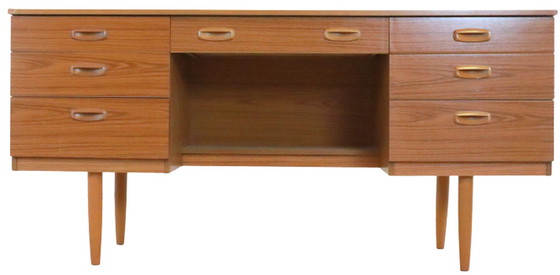 Image 1 of Vintage Schreiber bureau 'Birkenhead' 