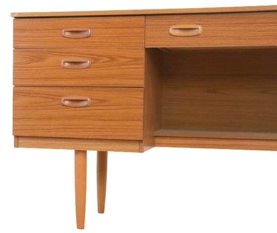 Image 1 of Vintage Schreiber bureau 'Birkenhead' 