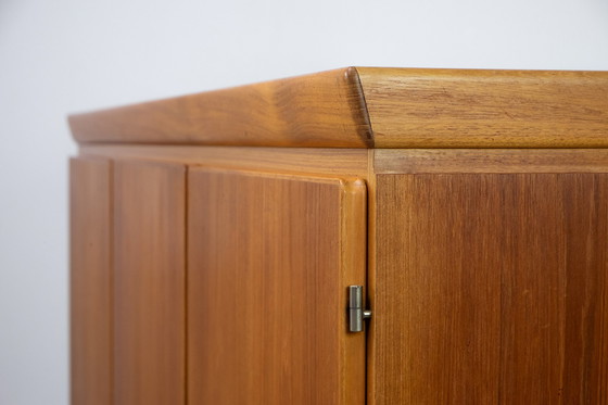 Image 1 of Skovby dressoir