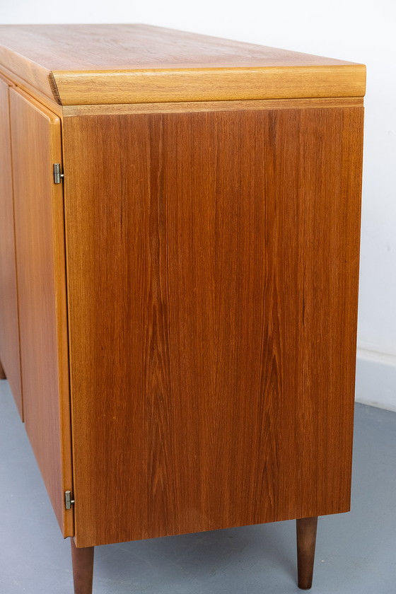 Image 1 of Skovby dressoir