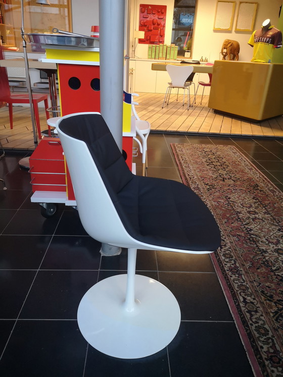 Image 1 of MDF Italia Flow chair