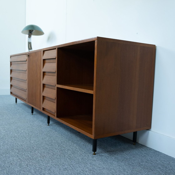 Image 1 of Italiaanse midcentury moderen teak dressoir