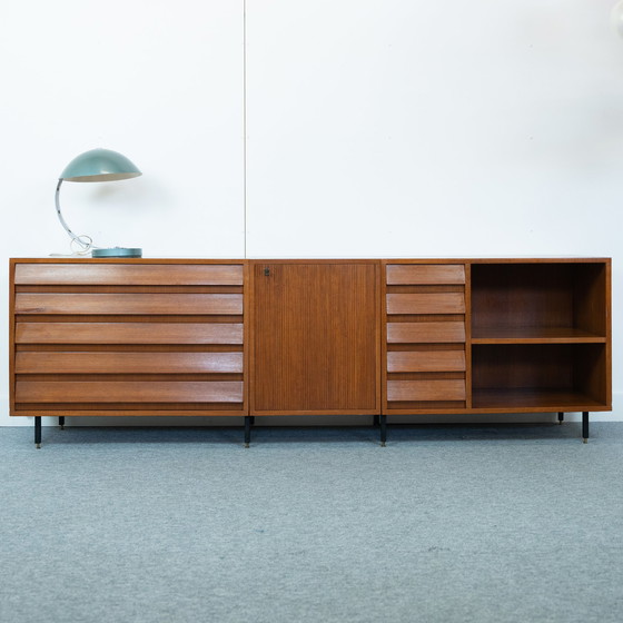 Image 1 of Italiaanse midcentury moderen teak dressoir