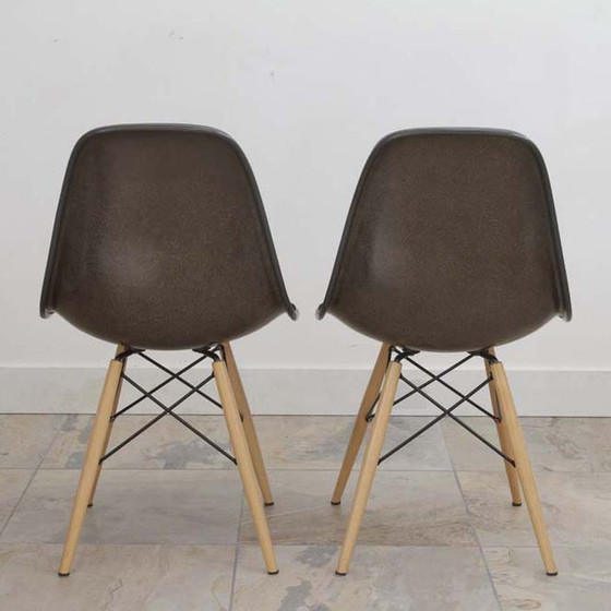 Image 1 of 2x Eames stoel