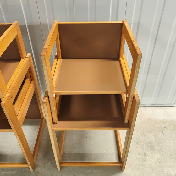 Image 1 of 2x Vintage kinderstoel zweeds design groeistoel en tafel
