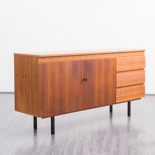 Jaren 60 dressoir, walnoot, gerestaureerd, 150cm