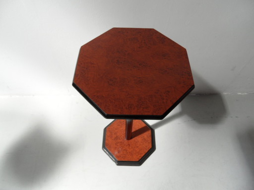 Vintage octagonaal bijzettafeltje