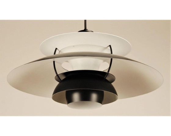 Image 1 of Louis Poulsen Mat zwart/Wit | Vintage PH5 hanglamp