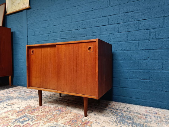 Image 1 of Vintage Klein Dressoir