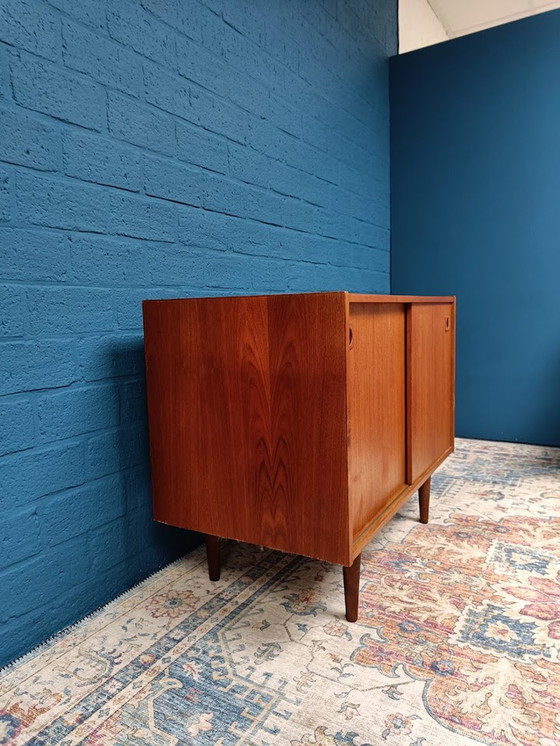 Image 1 of Vintage Klein Dressoir