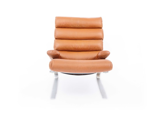 Image 1 of COR Sinus Lounge chair