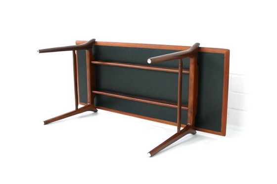 Image 1 of Deense Teakhouten salontafel / banktafel uit het midden van de Mid Century , Finn Juhl stijl