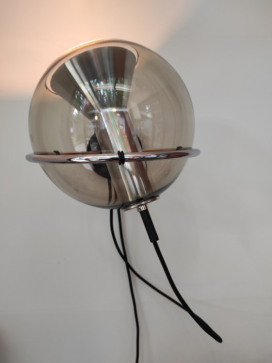 Image 1 of Touch Globe wandlamp