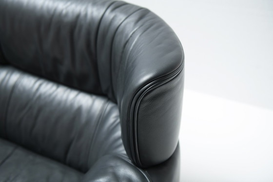 Image 1 of Gianfranco Frattini voor Cassina Bull bank