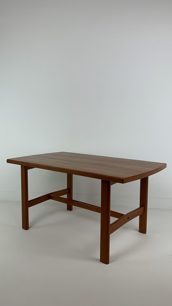 Image 1 of Zweedse vintage teak fineren salontafel/ koffietafel 