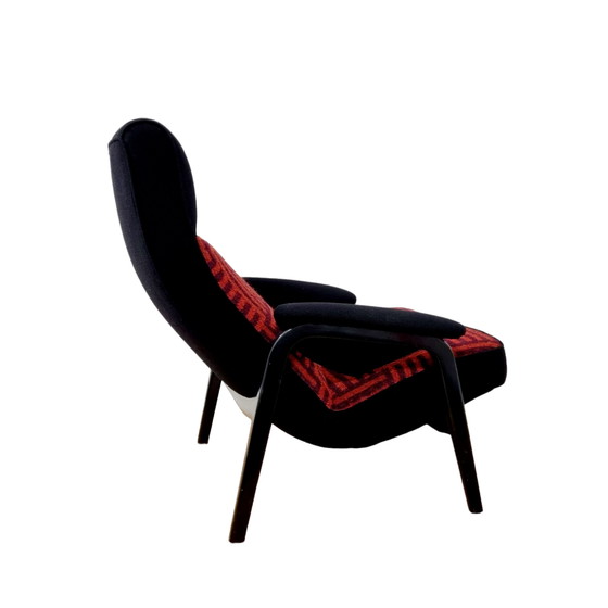 Image 1 of Fantastische Fauteuil "N 137" van Theo Ruth voor Artifort, jaren 1950 gerestaureerd. 