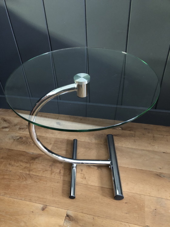 Image 1 of Vintage bijzettafel chroom glas