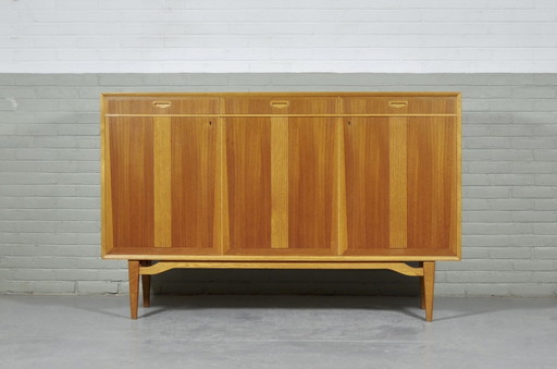 Deens dressoir uit de jaren 60