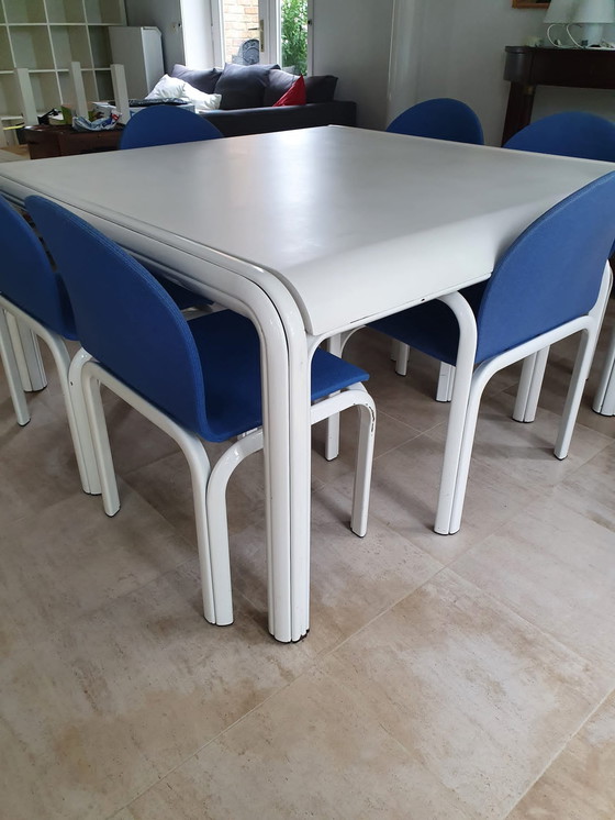 Image 1 of Knoll Gae Aulenti Eettafel  met 8 stoelen