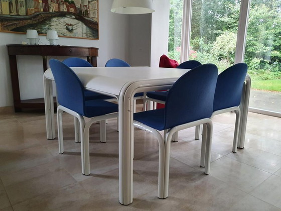 Image 1 of Knoll Gae Aulenti Eettafel  met 8 stoelen