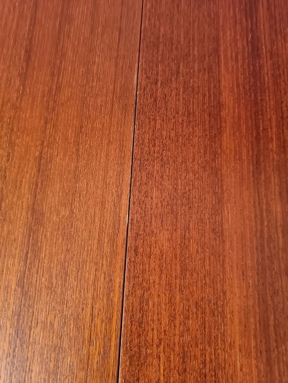 Image 1 of Vintage Deense Ronde Ovalen Eettafel Uitschuifbaar 