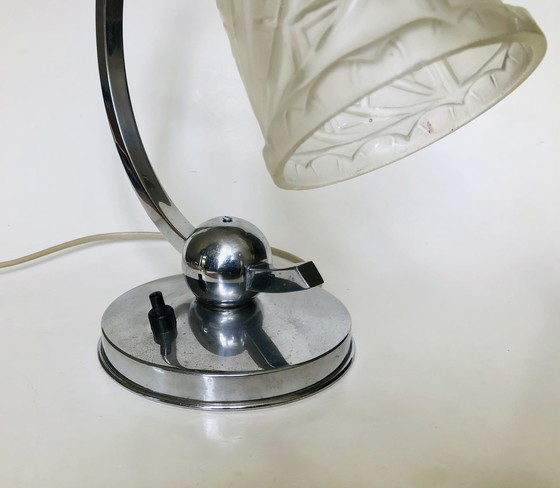 Image 1 of Vintage Art Deco lamp