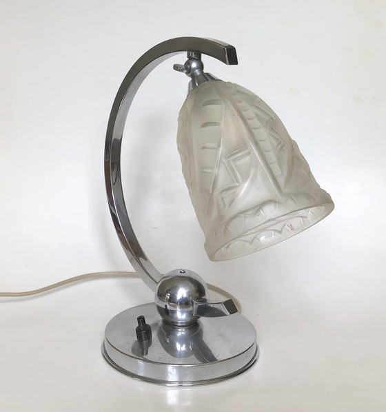 Image 1 of Vintage Art Deco lamp