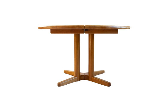 Image 1 of Vintage Deense ronde uitschuif eettafel