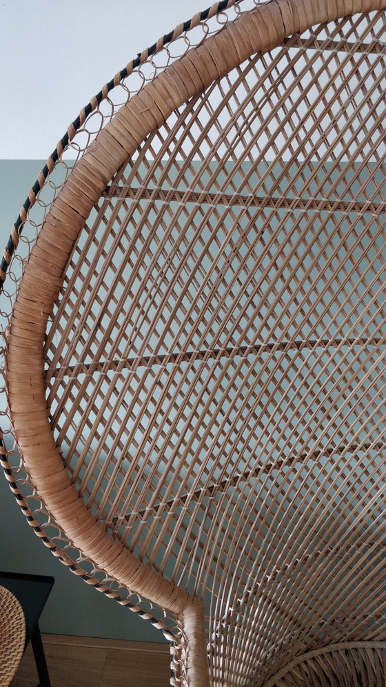 Image 1 of Pauw stoel vintage