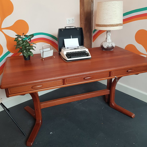 Vintage Dyrlund bureau