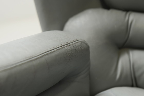 Image 1 of Vintage Elda Chair in grijs leer en zwarte kuip van Joe Colombo Italy