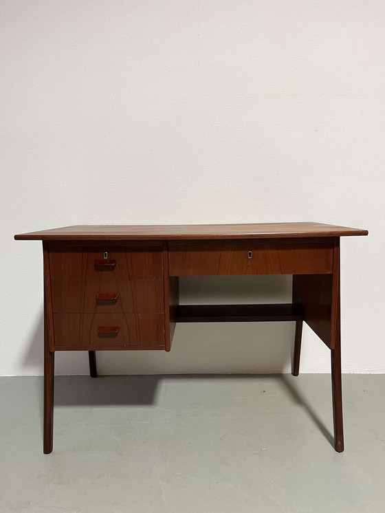 Image 1 of Vintage Deens bureau teak