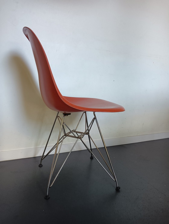 Image 1 of Fiber glass, Herman Miller, Eames DSR stoel